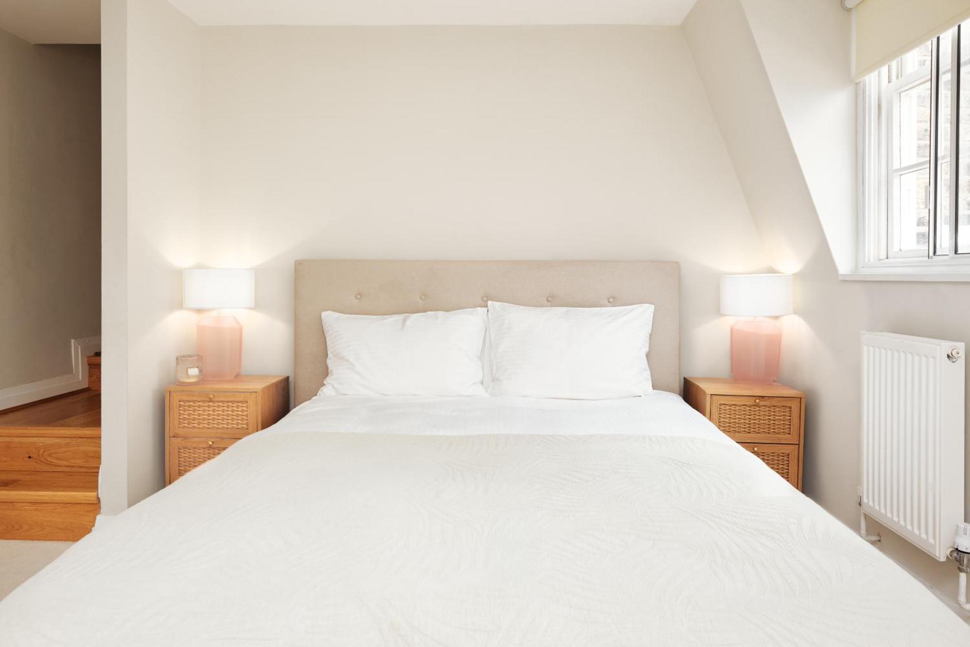 Apartment Relax & Recharge At Cozy Paddington, King Bed